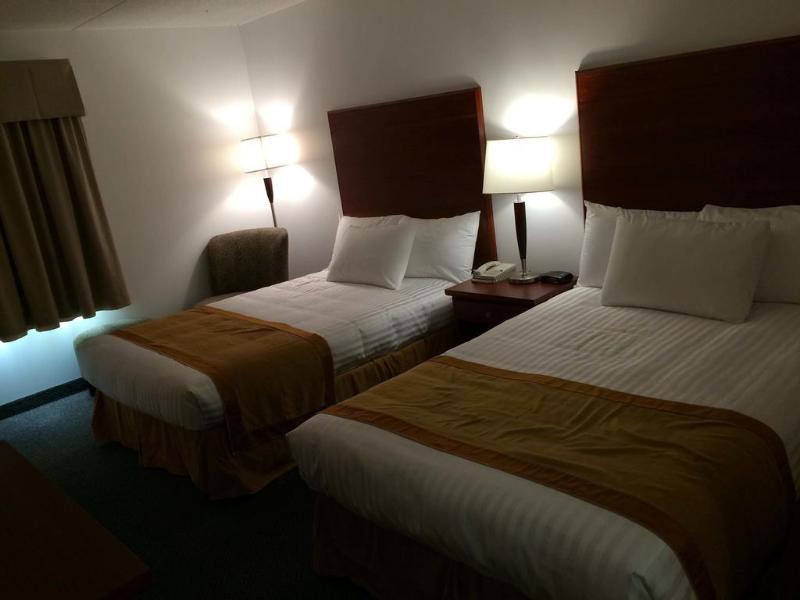 Howard Johnson By Wyndham Portage La Prairie Exterior foto